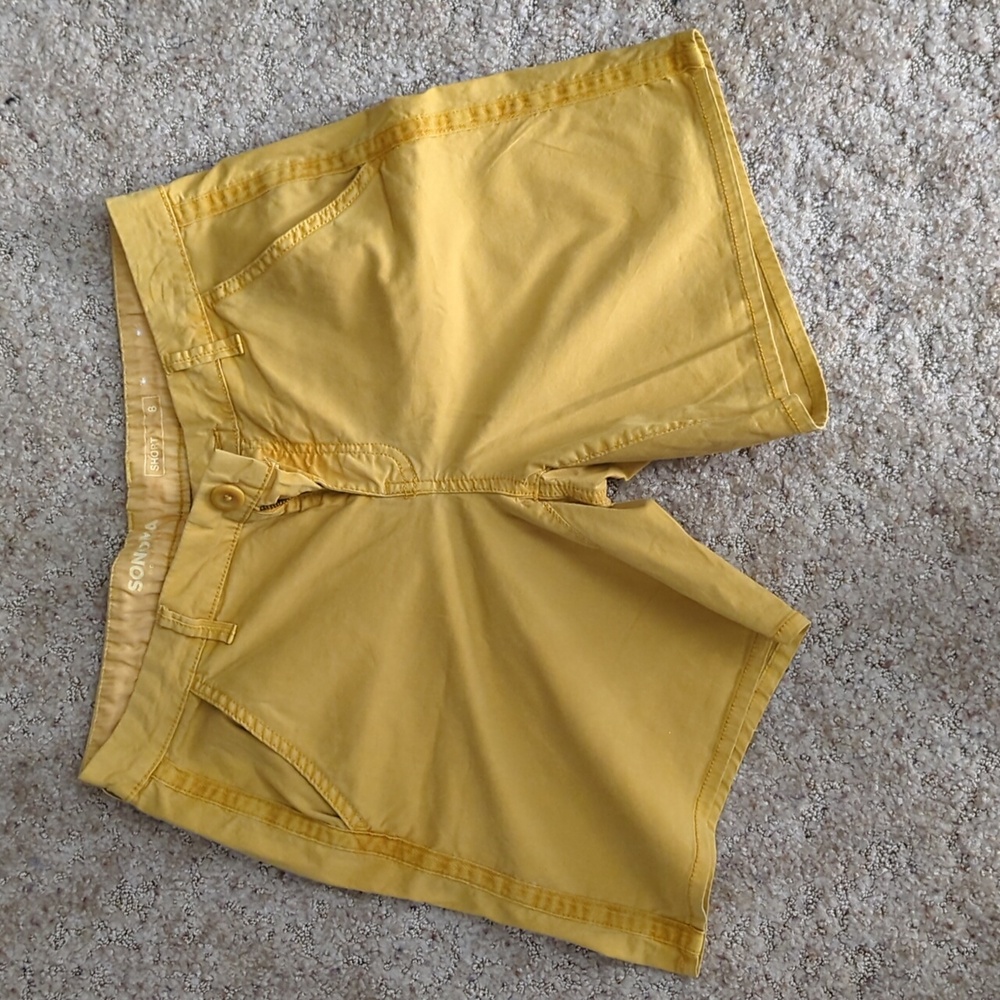 Sonoma Shorts never worn